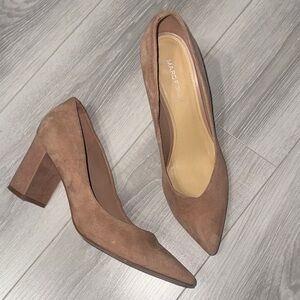 Marc Fisher Beige Suede block heel Pumps